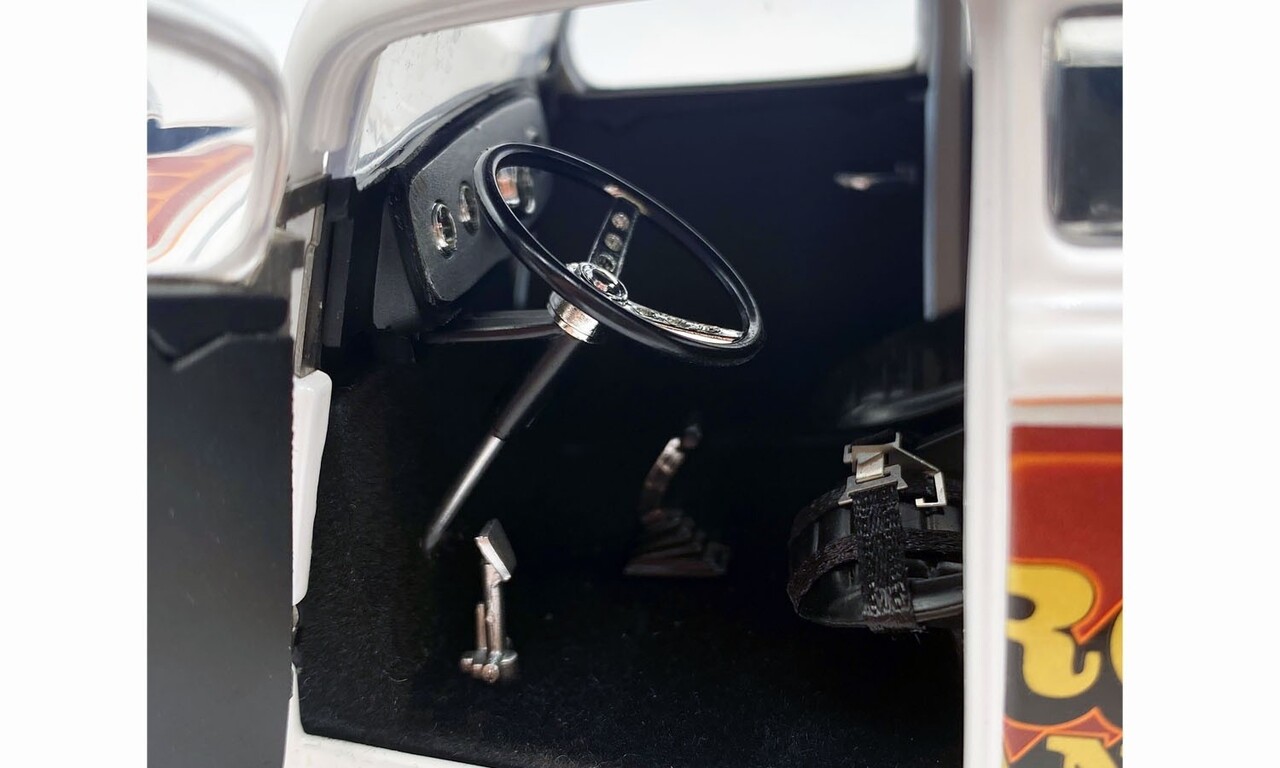 Willys Willys Hot Rod Gasser 'Nitro Methane' 1933 - 1:18 - ACME Willys Willys Hot Rod Gasser 'Nitro Methane' 1933 - 1:18 - ACME