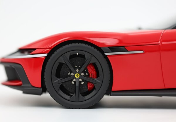 Ferrari Ferrari 12 Cil. V12 830cv Panoramic Roof 2024 + Matt Black Rims + Showcase - 1:18 - BBR Ferrari Ferrari 12 Cil. V12 830cv Panoramic Roof 2024 + Matt Black Rims + Showcase - 1:18 - BBR