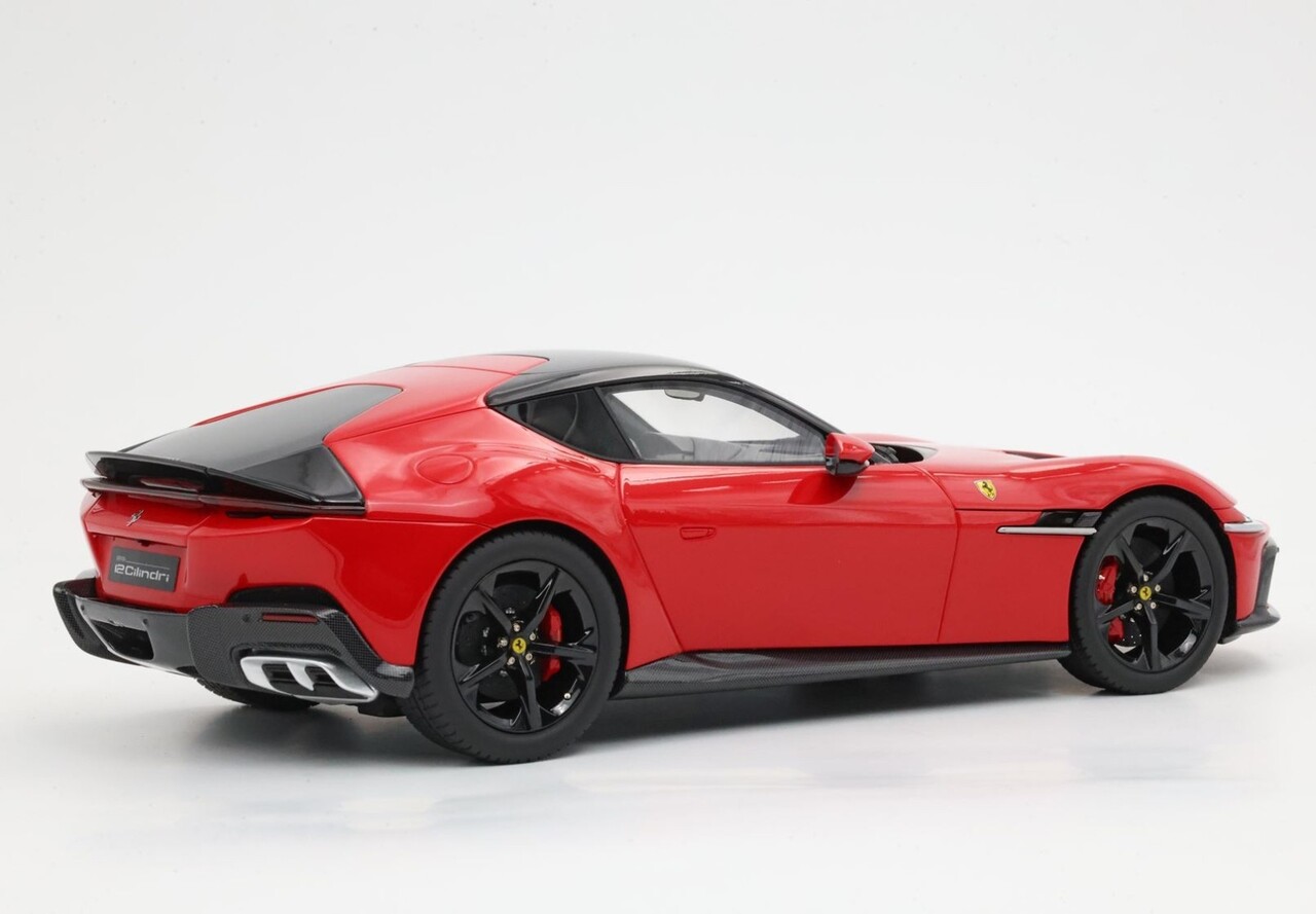 Ferrari Ferrari 12 Cil. V12 830cv Panoramic Roof 2024 + Glossy Black Rims + Showcase - 1:18 - BBR Ferrari Ferrari 12 Cil. V12 830cv Panoramic Roof 2024 + Glossy Black Rims + Showcase - 1:18 - BBR