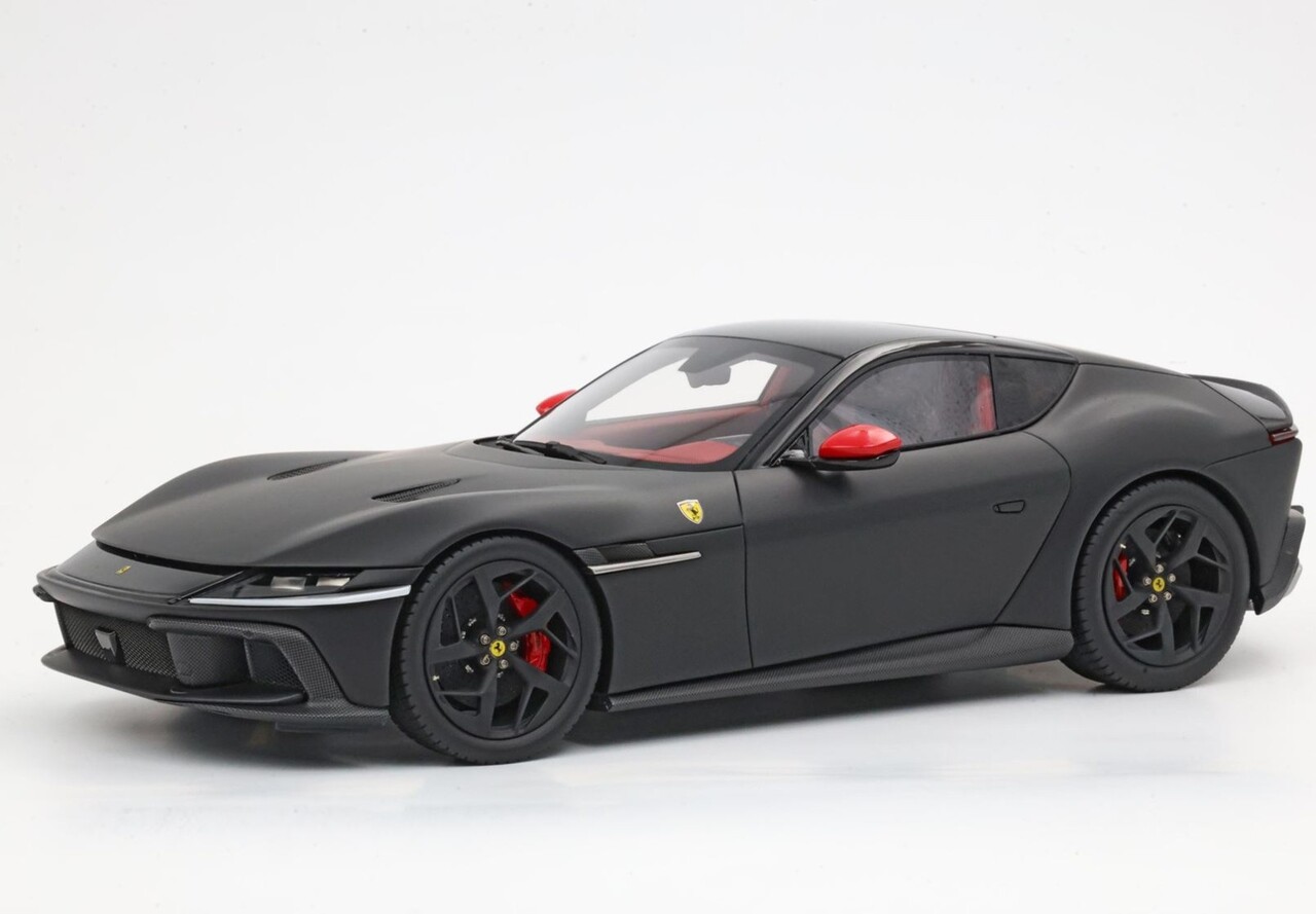 Ferrari Ferrari 12 Cil. V12 830cv Panoramic Roof 2024 + Showcase - 1:18 - BBR Ferrari Ferrari 12 Cil. V12 830cv Panoramic Roof 2024 + Showcase - 1:18 - BBR
