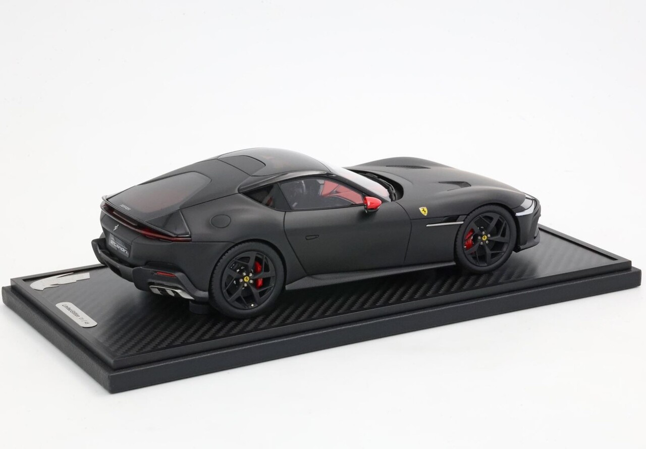 Ferrari Ferrari 12 Cil. V12 830cv Panoramic Roof 2024 + Showcase - 1:18 - BBR Ferrari Ferrari 12 Cil. V12 830cv Panoramic Roof 2024 + Showcase - 1:18 - BBR