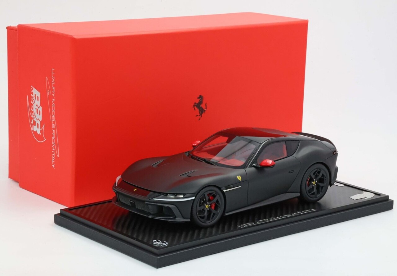 Ferrari Ferrari 12 Cil. V12 830cv Panoramic Roof 2024 + Showcase - 1:18 - BBR Ferrari Ferrari 12 Cil. V12 830cv Panoramic Roof 2024 + Showcase - 1:18 - BBR