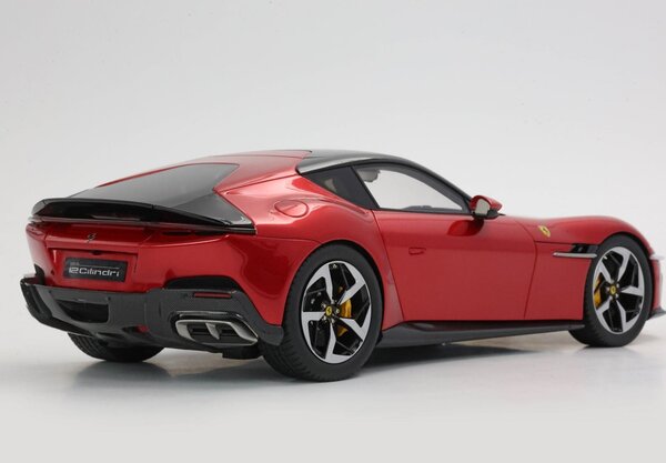 Ferrari Ferrari 12 Cil. V12 830cv Panoramic Roof 2024 + Showcase - 1:18 - BBR Ferrari Ferrari 12 Cil. V12 830cv Panoramic Roof 2024 + Showcase - 1:18 - BBR