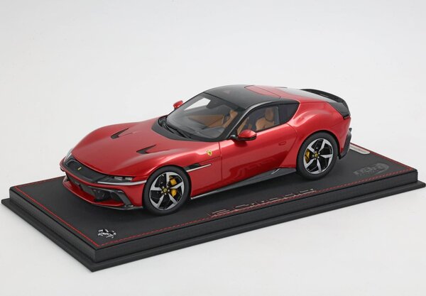 Ferrari Ferrari 12 Cil. V12 830cv Panoramic Roof 2024 + Showcase - 1:18 - BBR Ferrari Ferrari 12 Cil. V12 830cv Panoramic Roof 2024 + Showcase - 1:18 - BBR