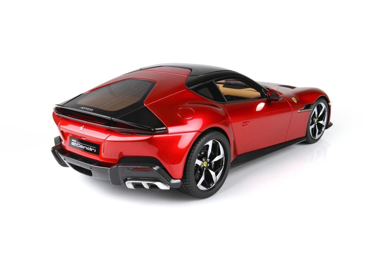 Ferrari Ferrari 12 Cil. V12 830cv Panoramic Roof 2024 + Showcase - 1:18 - BBR Ferrari Ferrari 12 Cil. V12 830cv Panoramic Roof 2024 + Showcase - 1:18 - BBR
