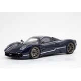 Pagani Pagani Utopia 2022 + Showcase - 1:18 - BBR Pagani Pagani Utopia 2022 + Showcase - 1:18 - BBR