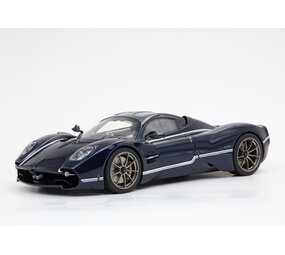 Pagani Pagani Utopia 2022 + Showcase - 1:18 - BBR Pagani Pagani Utopia 2022 + Showcase - 1:18 - BBR