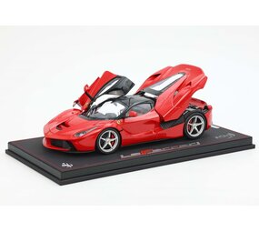 Ferrari Ferrari LaFerrari 2013 Silver Rims - 1:18 - BBR Ferrari Ferrari LaFerrari 2013 Silver Rims - 1:18 - BBR
