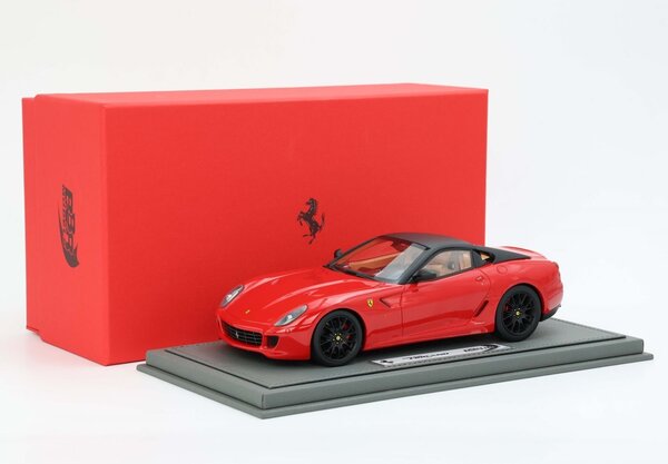Ferrari Ferrari 599 GTB Fiorano 2007 - F-1 Gear Box + Showcase - 1:18 - BBR Ferrari Ferrari 599 GTB Fiorano 2007 - F-1 Gear Box + Showcase - 1:18 - BBR
