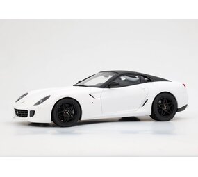 Ferrari Ferrari 599 GTB Fiorano 2007 - F-1 Gear Box + Showcase - 1:18 - BBR Ferrari Ferrari 599 GTB Fiorano 2007 - F-1 Gear Box + Showcase - 1:18 - BBR