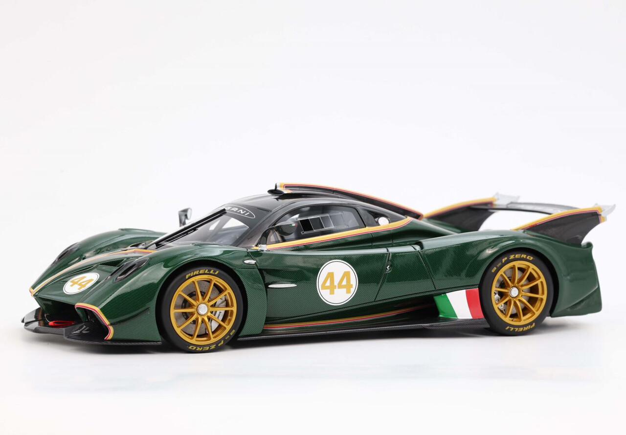 Pagani Pagani Huyara R #44 Racing 2021 + Showcase - 1:18 - BBR