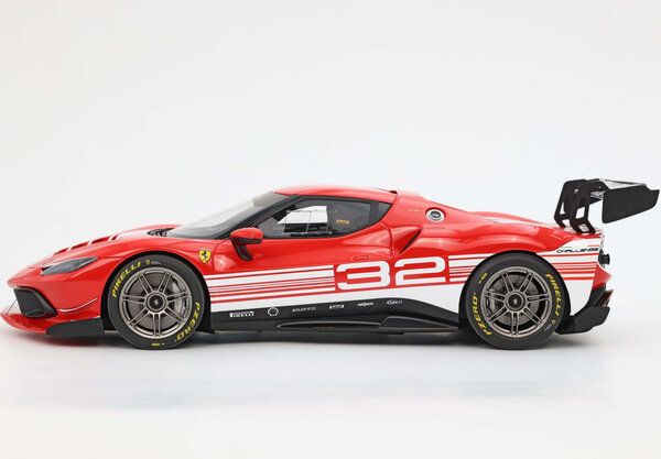 Ferrari Ferrari 296 GT3 3.0L Twin Turbo V6 Challenge #32 Launch Version 2023 + Showcase - 1:18 - BBR Ferrari Ferrari 296 GT3 3.0L Twin Turbo V6 Challenge #32 Launch Version 2023 + Showcase - 1:18 - BBR