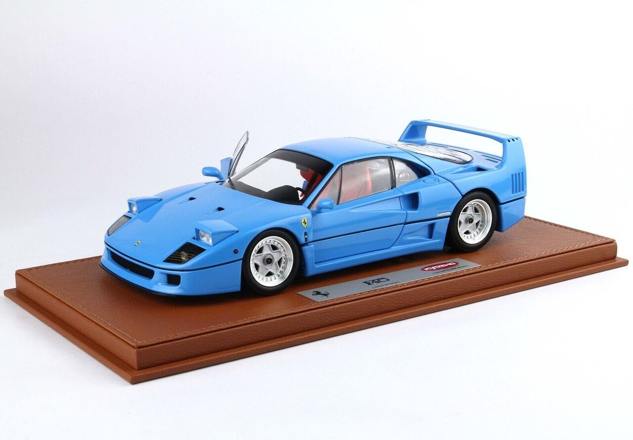 Ferrari Ferrari F40 1987 Silver Rims + Showcase - 1:18 - BBR-Kyosho Ferrari Ferrari F40 1987 Silver Rims + Showcase - 1:18 - BBR-Kyosho
