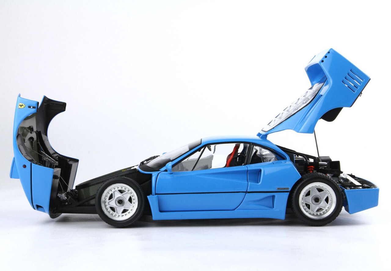 Ferrari Ferrari F40 1987 Silver Rims + Showcase - 1:18 - BBR-Kyosho Ferrari Ferrari F40 1987 Silver Rims + Showcase - 1:18 - BBR-Kyosho