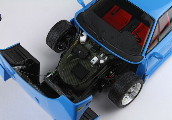 Ferrari Ferrari F40 1987 Silver Rims + Showcase - 1:18 - BBR-Kyosho Ferrari Ferrari F40 1987 Silver Rims + Showcase - 1:18 - BBR-Kyosho