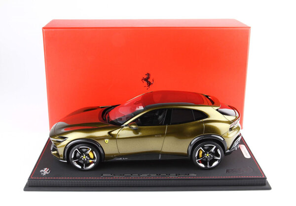 Ferrari Ferrari Purosangue SUV Panoramic Roof 2022 + Showcase - 1:18 - BBR Ferrari Ferrari Purosangue SUV Panoramic Roof 2022 + Showcase - 1:18 - BBR