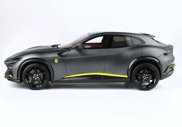 Ferrari Ferrari Purosangue SUV Panoramic Roof 2022 + Showcase - 1:18 - BBR Ferrari Ferrari Purosangue SUV Panoramic Roof 2022 + Showcase - 1:18 - BBR