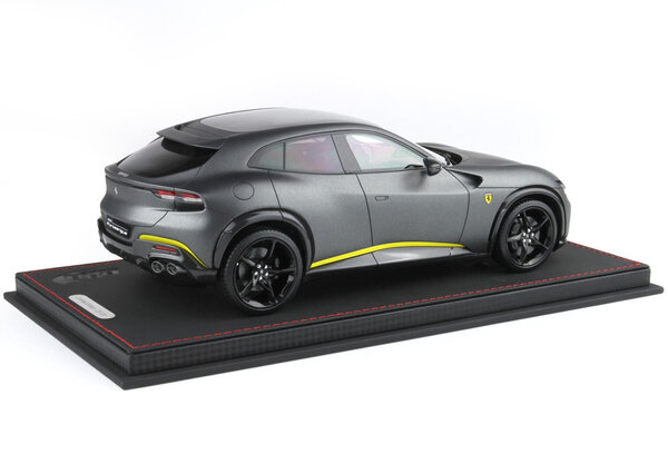 Ferrari Ferrari Purosangue SUV Panoramic Roof 2022 + Showcase - 1:18 - BBR Ferrari Ferrari Purosangue SUV Panoramic Roof 2022 + Showcase - 1:18 - BBR