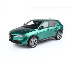 Alfa Romeo Alfa Romeo Tonale Veloce Plug-in-Hybrid 2023 + Showcase - 1:18 - BBR Alfa Romeo Alfa Romeo Tonale Veloce Plug-in-Hybrid 2023 + Showcase - 1:18 - BBR