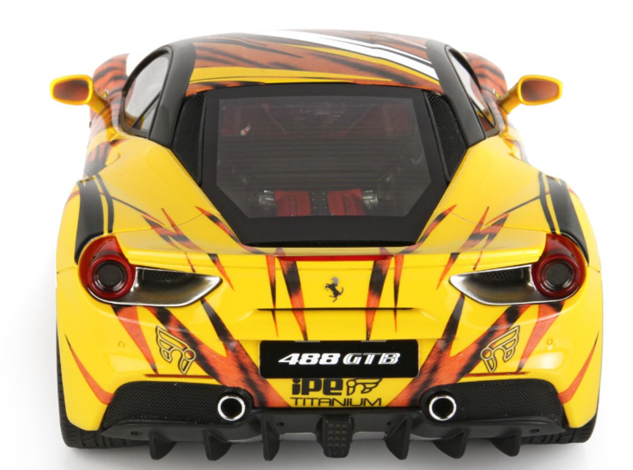 Ferrari Ferrari 458 GTB IPE Tiger 2021 + Showcase - 1:18 - BBR Ferrari Ferrari 458 GTB IPE Tiger 2021 + Showcase - 1:18 - BBR