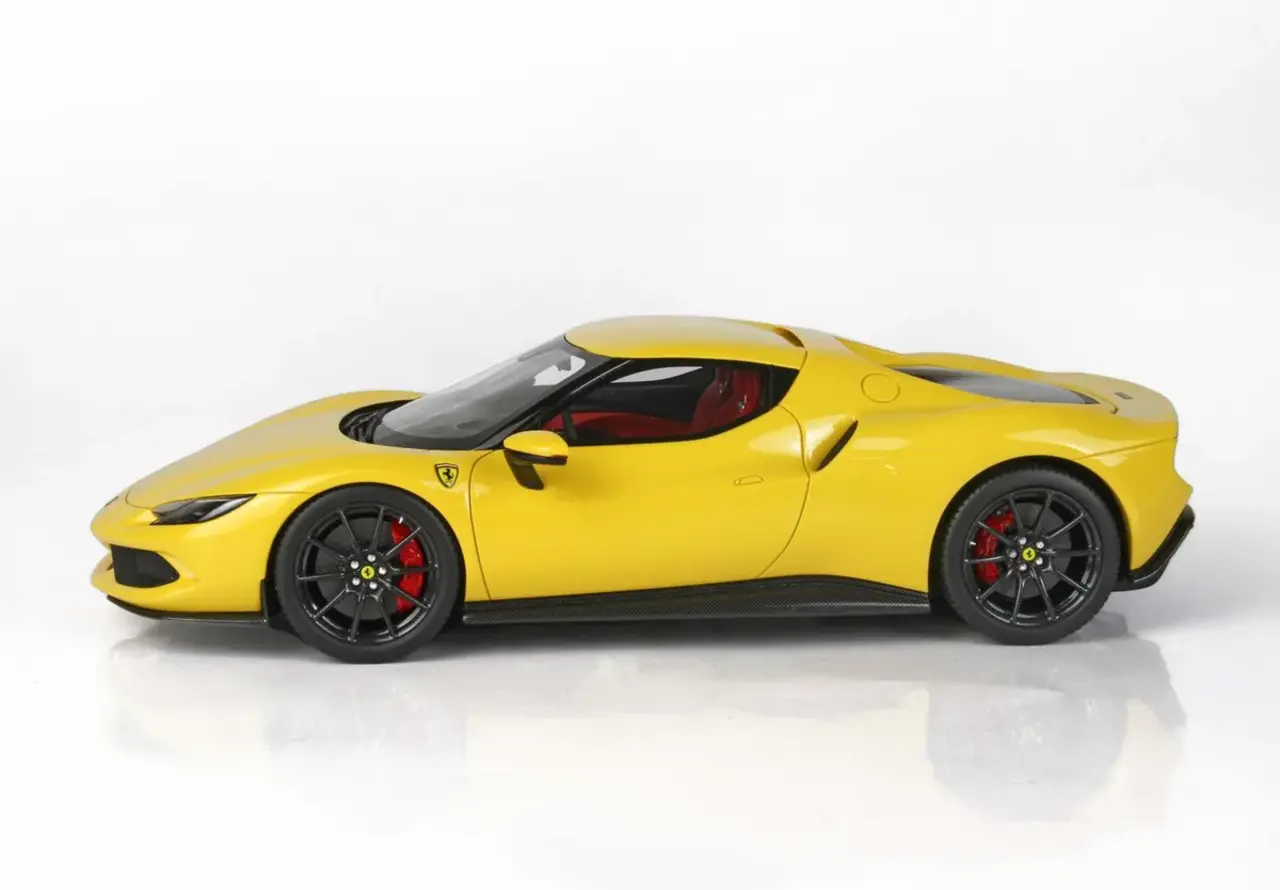 Ferrari Ferrari 296 GTB Hybrid 830HP V6 2021 + Showcase - 1:18 - BBR Ferrari Ferrari 296 GTB Hybrid 830HP V6 2021 + Showcase - 1:18 - BBR