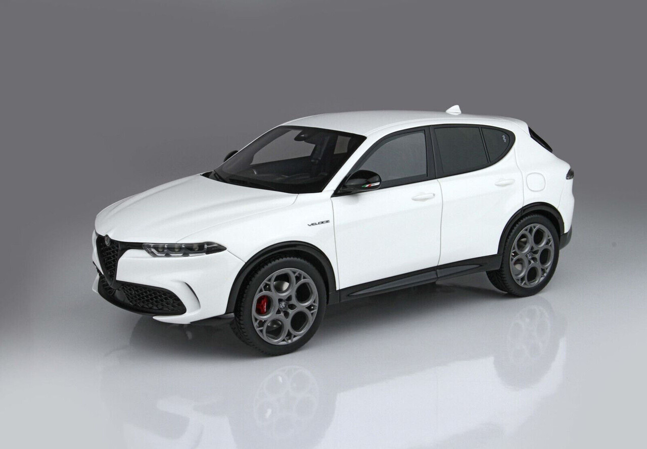 Alfa Romeo Alfa Romeo Tonale Veloce Plug-in-Hybrid 2023 + Showcase - 1:18 - BBR Alfa Romeo Alfa Romeo Tonale Veloce Plug-in-Hybrid 2023 + Showcase - 1:18 - BBR
