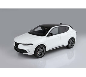Alfa Romeo Alfa Romeo Tonale Tributo Black Roof Plug-in-Hybrid 2023 + Showcase - 1:18 - BBR Alfa Romeo Alfa Romeo Tonale Tributo Black Roof Plug-in-Hybrid 2023 + Showcase - 1:18 - BBR