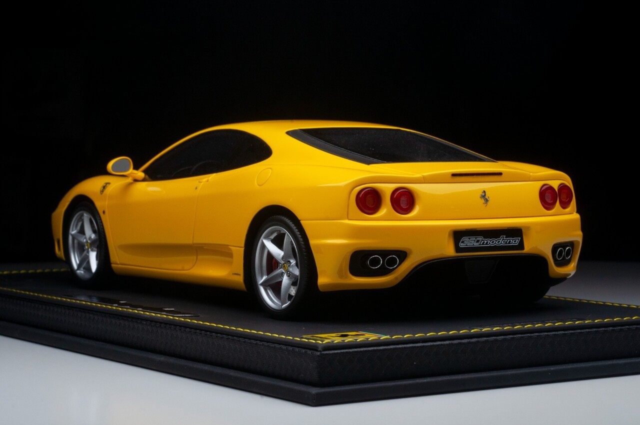Ferrari Ferrari 360 Modena 1999 F-1 Gear Box + Showcase - 1:18 - BBR Ferrari Ferrari 360 Modena 1999 F-1 Gear Box + Showcase - 1:18 - BBR