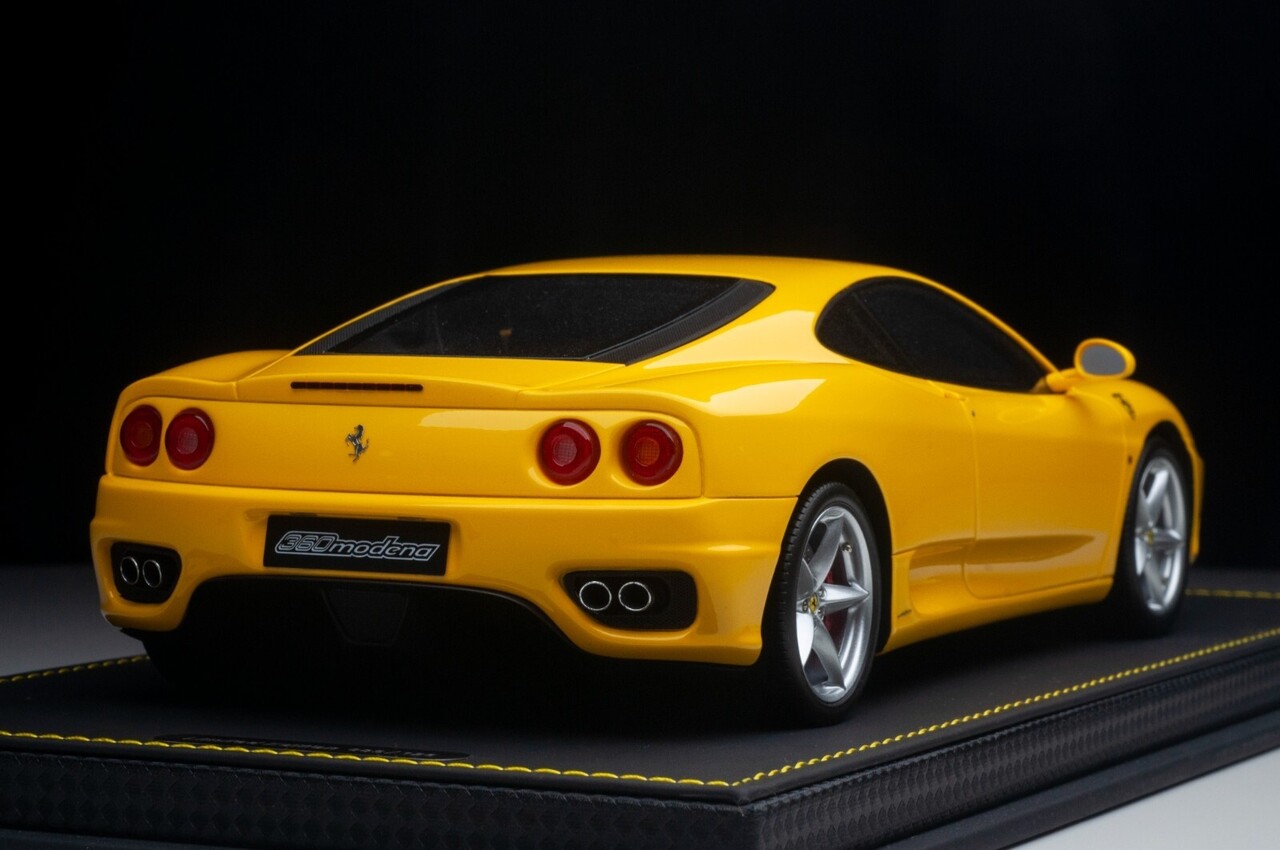 Ferrari Ferrari 360 Modena 1999 F-1 Gear Box + Showcase - 1:18 - BBR Ferrari Ferrari 360 Modena 1999 F-1 Gear Box + Showcase - 1:18 - BBR