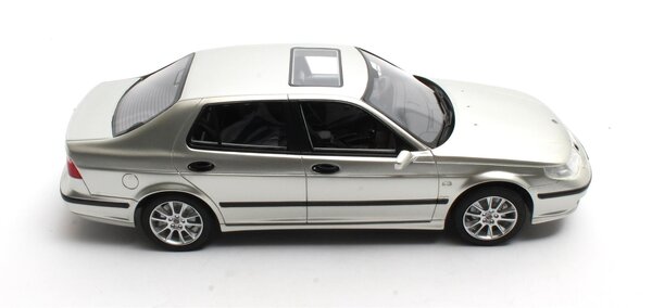 Saab Saab 9-5 Turbo Aero 1998-2004 - 1:18 - Cult Scale Models