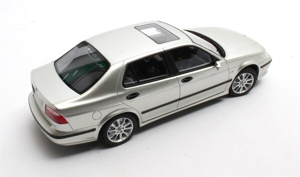Saab Saab 9-5 Turbo Aero 1998-2004 - 1:18 - Cult Scale Models