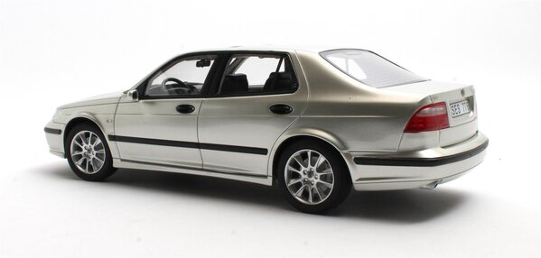 Saab Saab 9-5 Turbo Aero 1998-2004 - 1:18 - Cult Scale Models