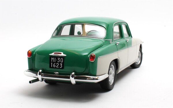 Alfa Romeo Alfa Romeo 1900 Super Berlina 1958 - 1:18 - Cult Scale Models
