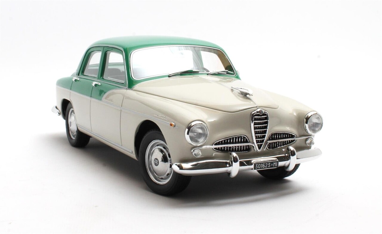 Alfa Romeo Alfa Romeo 1900 Super Berlina 1958 - 1:18 - Cult Scale Models