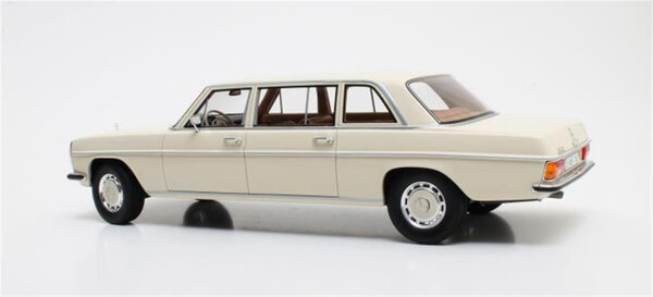 Mercedes-Benz Mercedes-Benz 230 (W114) Limousine Long LHD 1970 - 1:18 - Cult Scale Models