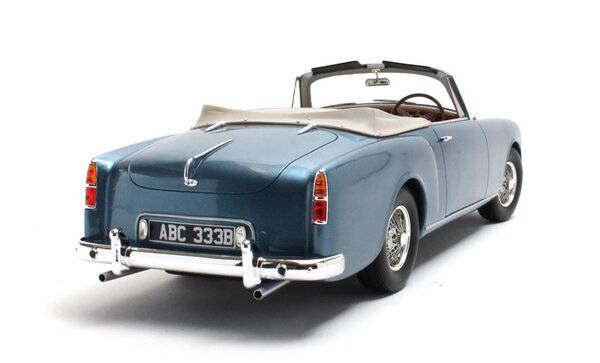Alvis Alvis TE21 DHC Cabriolet Open 1963 - 1:18 - Cult Scale Models Alvis Alvis TE21 DHC Cabriolet Open 1963 - 1:18 - Cult Scale Models