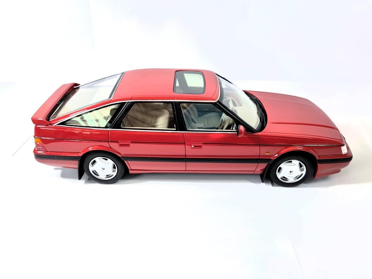 Rover Rover Vitesse 827 1988-1989 - 1:18 - Cult Scale Models