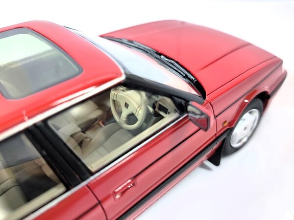 Rover Rover Vitesse 827 1988-1989 - 1:18 - Cult Scale Models