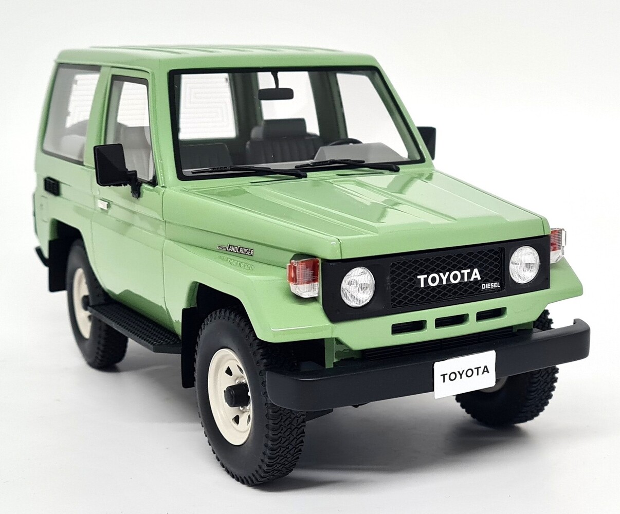 Rover Toyota Land Cruiser BJ70 1984 - 1:18 - Cult Scale Models
