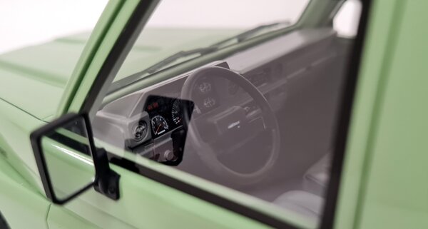 Rover Toyota Land Cruiser BJ70 1984 - 1:18 - Cult Scale Models