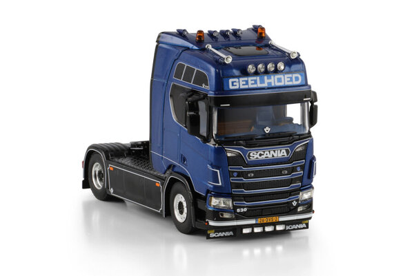 Scania Scania R Highline CR20H Tractor4x2 'Geelhoed' - 1:50 - WSI Models