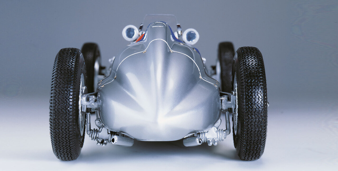 Formule 1 Mercedes-Benz W165 Der grosse Sieger von Tripolis 1939 - 1:18 - CMC Formule 1 Mercedes-Benz W165 Der grosse Sieger von Tripolis 1939 - 1:18 - CMC