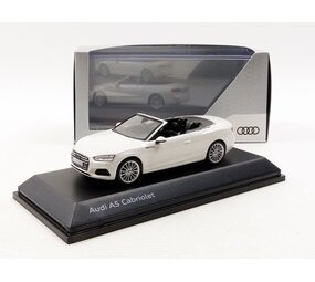 Audi Audi A5 Cabriolet - 1:43 - Spark Audi Audi A5 Cabriolet - 1:43 - Spark