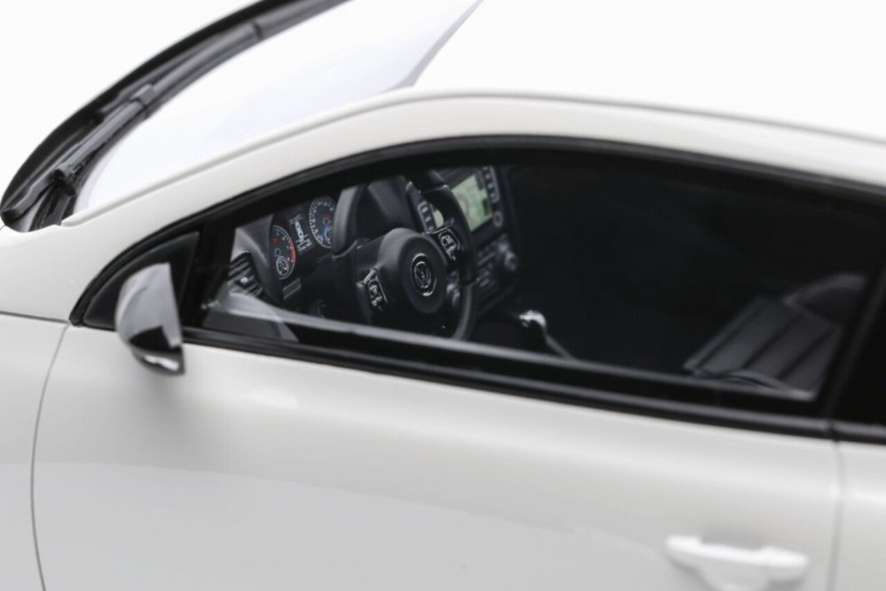 Volkswagen Volkswagen Scirocco 3 R Phase 1 - 1:18 - Otto Mobile Models Volkswagen Volkswagen Scirocco 3 R Phase 1 - 1:18 - Otto Mobile Models