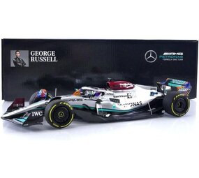 Formule 1 Mercedes-AMG Petronas Formula One Team F1 W13 E Performance #63 Miami GP 2022 - 1:18 - Minichamps Formule 1 Mercedes-AMG Petronas Formula One Team F1 W13 E Performance #63 Miami GP 2022 - 1:18 - Minichamps