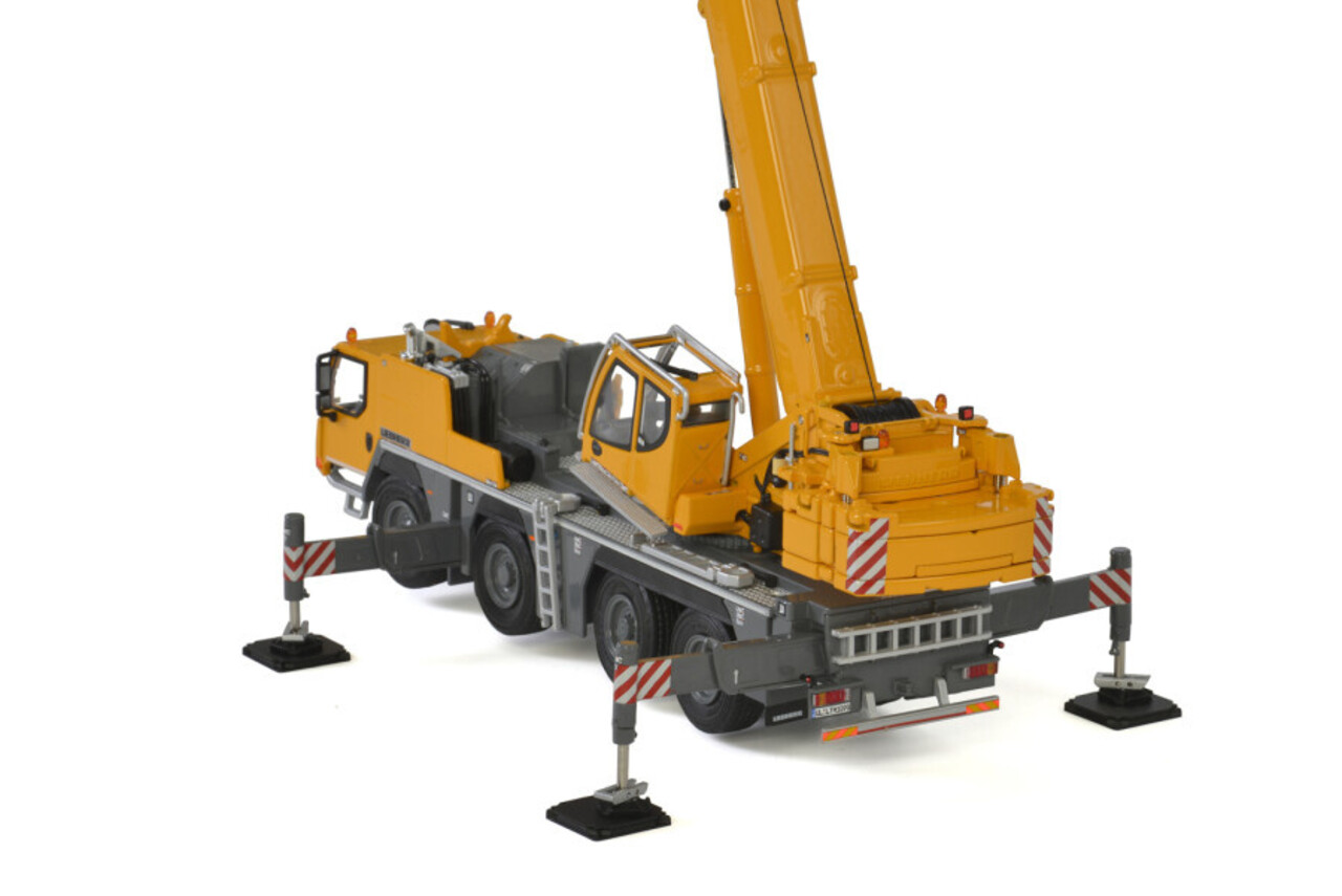 Liebherr Liebherr LTM 1090-4.2 (Premium Line) - 1:50 - WSI Models Liebherr Liebherr LTM 1090-4.2 (Premium Line) - 1:50 - WSI Models