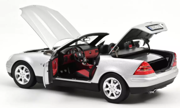 Mercedes-Benz Mercedes-Benz SLK 1996 - 1:18 - Norev Mercedes-Benz Mercedes-Benz SLK 1996 - 1:18 - Norev