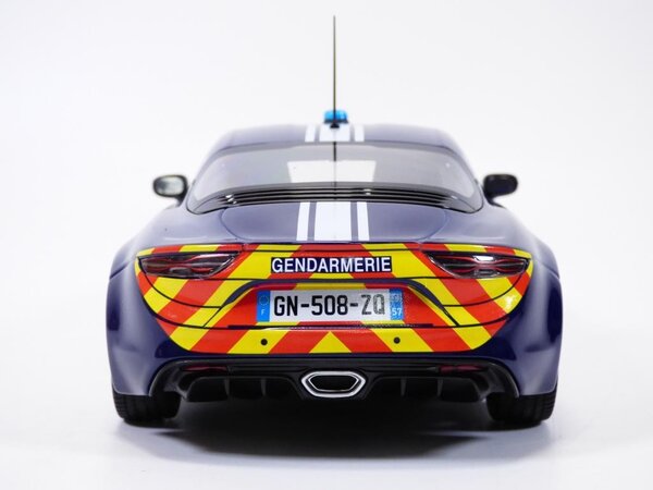 Alpine  Alpine A110 S 2023  'Gendarmerie' - 1:18 - Norev Alpine  Alpine A110 S 2023  'Gendarmerie' - 1:18 - Norev