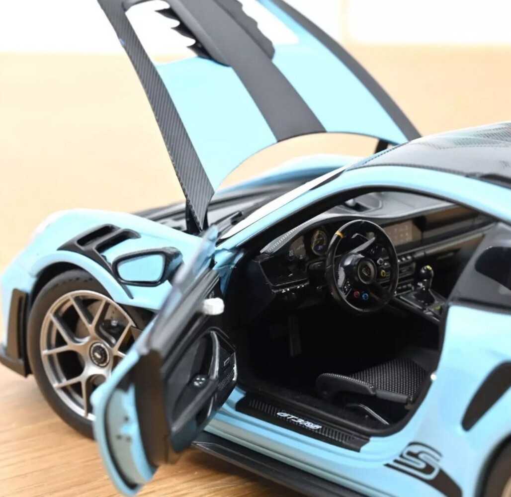 Porsche Porsche 911 GT3 RS W/Weissach Pack 2022 - 1:18 - Norev Porsche Porsche 911 GT3 RS W/Weissach Pack 2022 - 1:18 - Norev