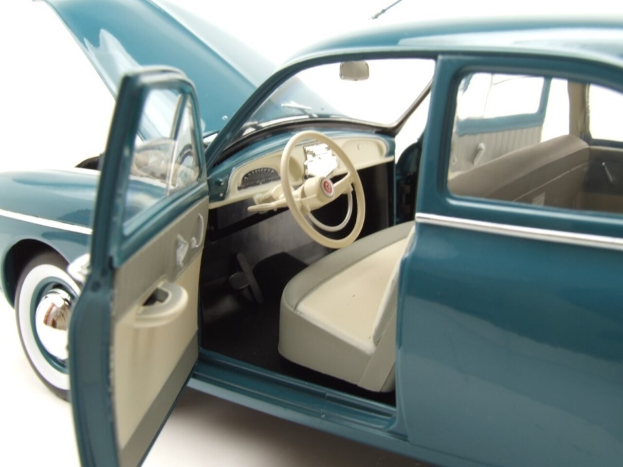 Renault Renault Fregate 1960 - 1:18 - Norev Renault Renault Fregate 1960 - 1:18 - Norev